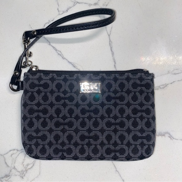 Coach Wristlet / Clutch Black Monogram - Picture 5 of 8